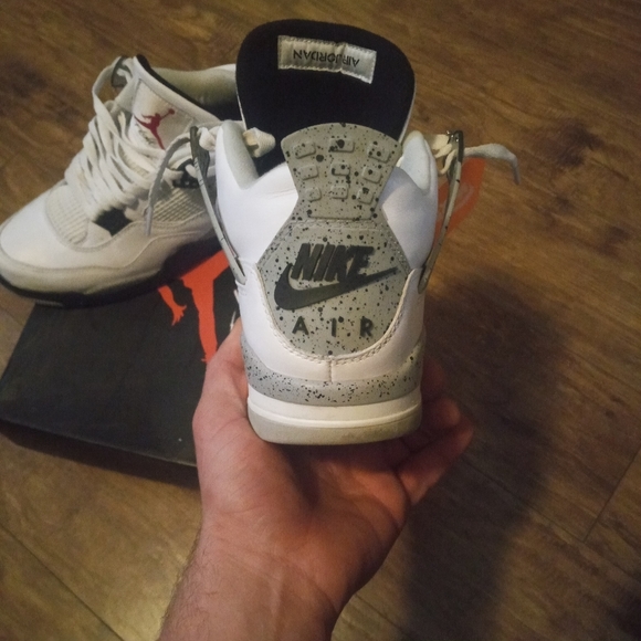 Jordan 4 cement - Picture 4 of 5